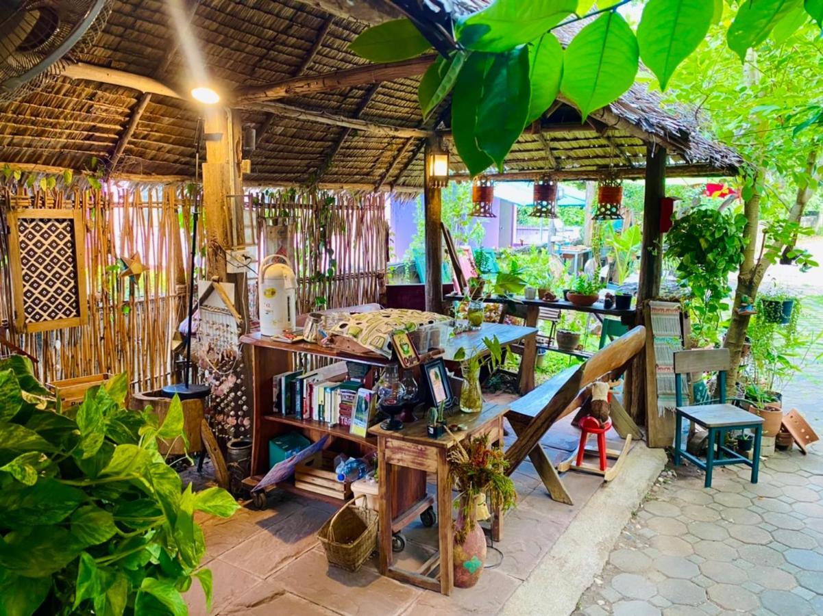 Thai Guesthouse Kanchanaburi Dış mekan fotoğraf